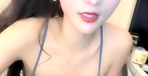 #小耳朵b